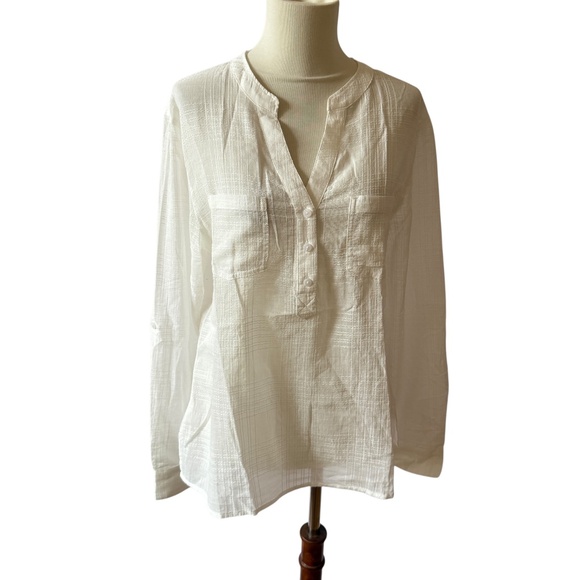 CARVE DESIGNS DYLAN TEXTURED SHIRT 100% ORGANIC COTTON ROLL TAB SLEEVES M - Picture 2 of 11